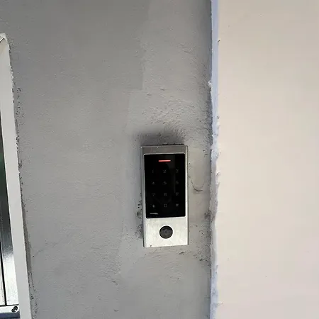 アパート Amay バーリ